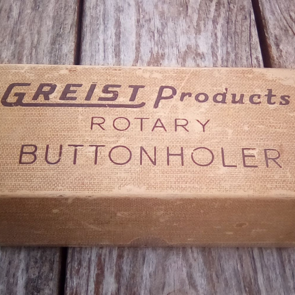 Vintage 1940s-50s Griest Rotary Buttonholer Singer Low-Shank w/ Box & Templates - Picture 2 of 12